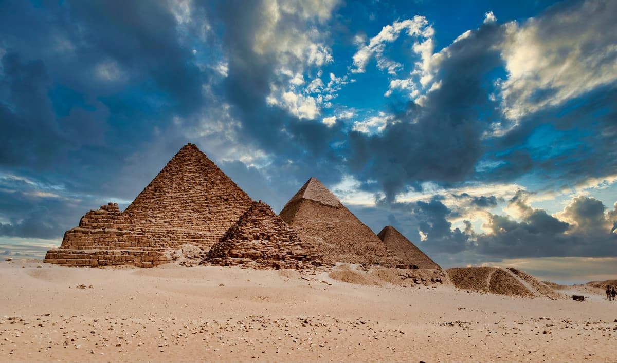 Epic pyramids of Giza
