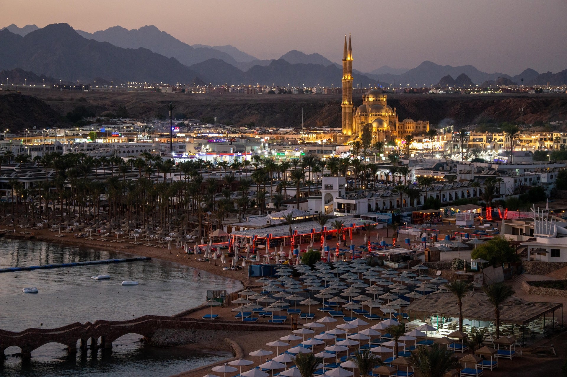5-Day Red Sea Retreat: Sharm El-Sheikh Beach & Sinai Adventure