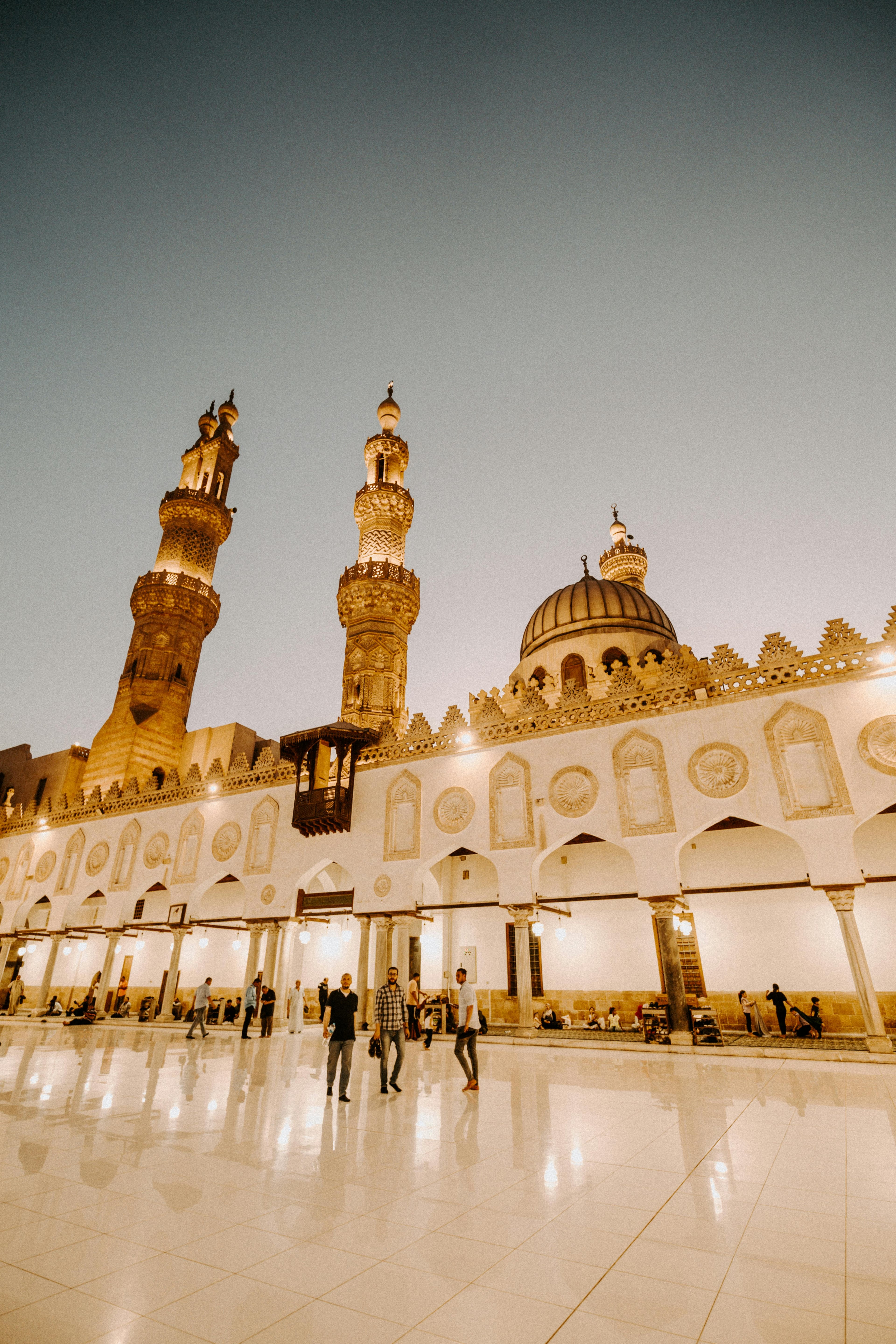 Day Tour: Cairo's Islamic Cairo & Khan el-Khalili Bazaar